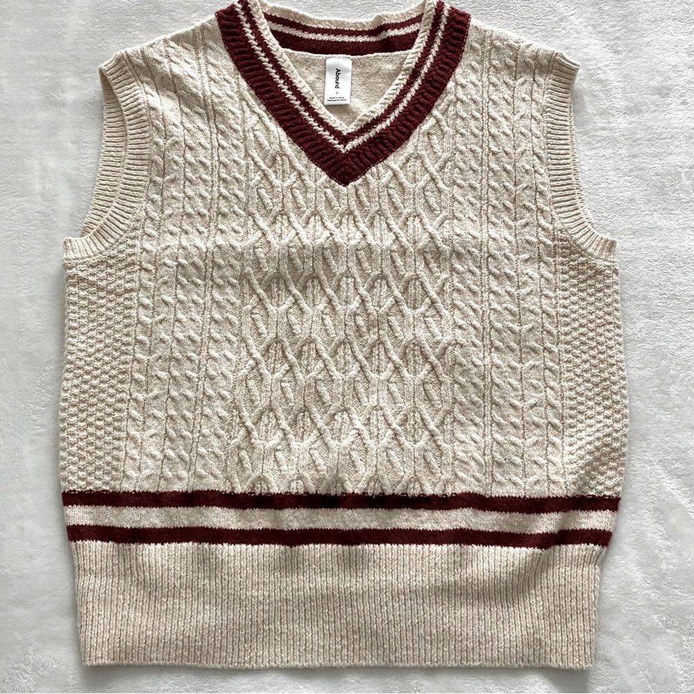 Abound Womens Sleeveless V Neck Sweater Vest Size Small Cream & Maroon
